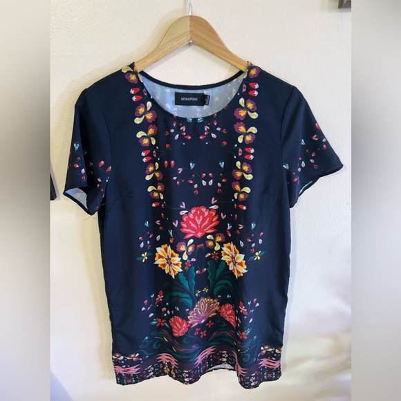 MINK PINK  Wisdom Tee Short Sleeve Shift Dress floral Size M - Picture 15 of 16